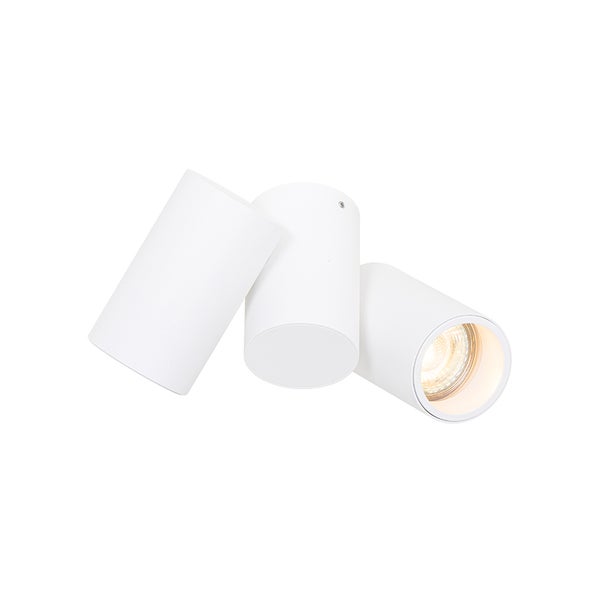 Dreiflammige Deckenleuchte mit zylindrischen Strahlern