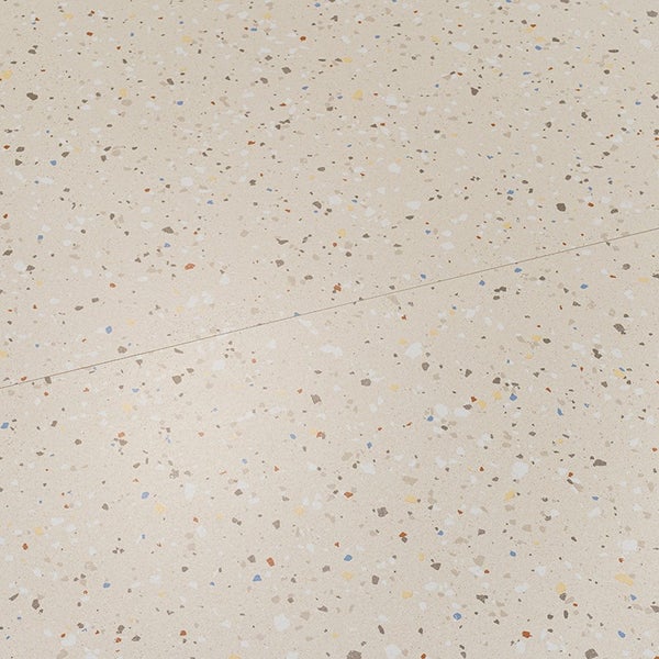 Feinsteinzeug Fliese in Terrazzo Optik mit feiner Körnung für den Bodenbereich.