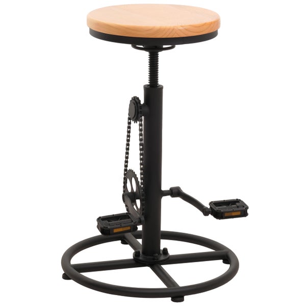 Barhocker mit Fahrradpedalen und Holzplatte
