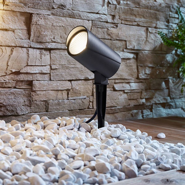 Lucande LED Außenleuchte Anton (Modern) in Alu aus Aluminium (1 flammig, ) - Erdspießleuchte außen
