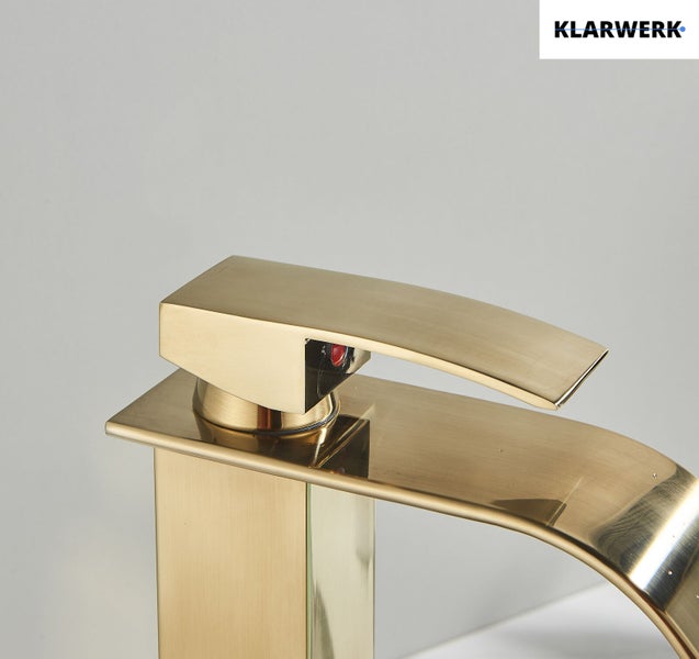 Einhebel Waschbeckenarmatur in Goldoptik von Klarwerk mit flachem Design und Hebelbedienung.