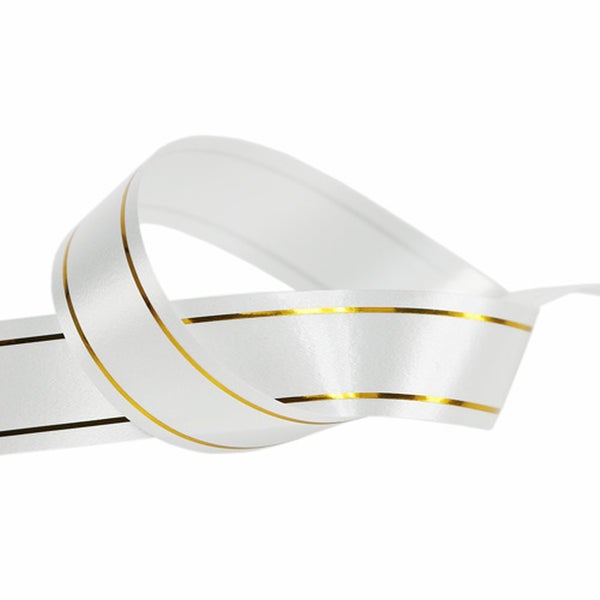 Dekoratives Geschenkband mit Goldstreifen