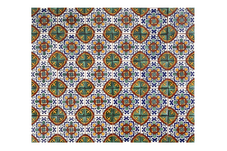 Fliesen mit floralem Muster