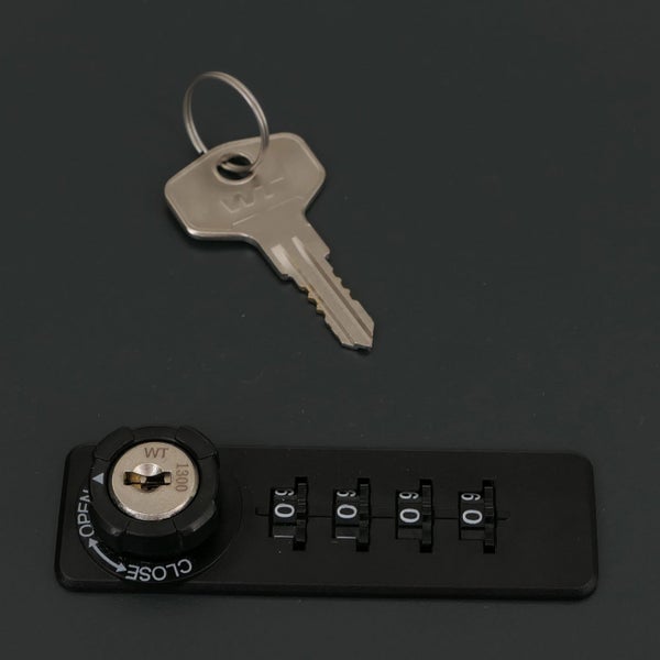 Schloss mit Schlüssel und Zahlencode