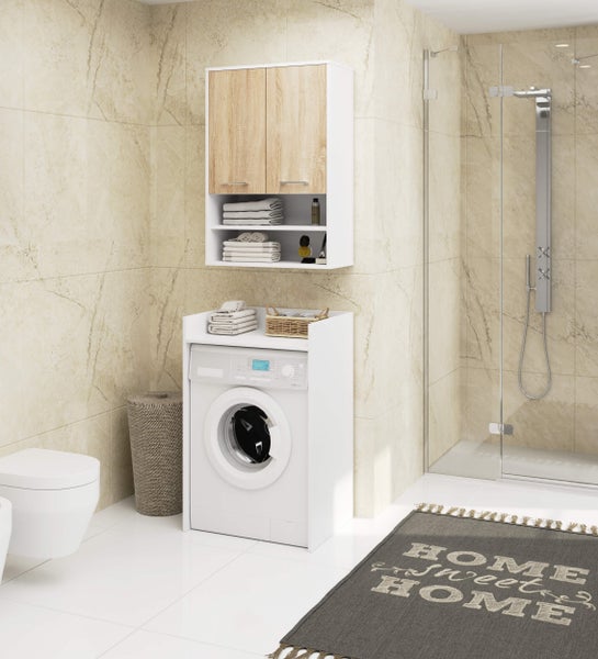 Helles Badezimmer mit Waschmaschine, Badmöbeln und Dusche