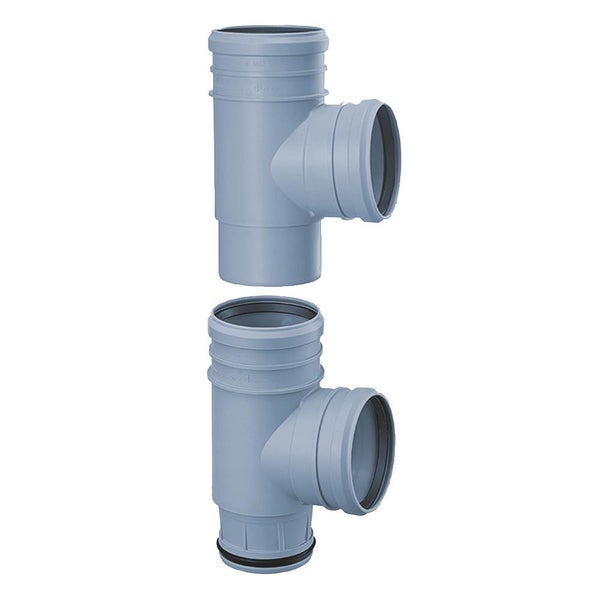 Zwei Abwasserrohr-Formstücke