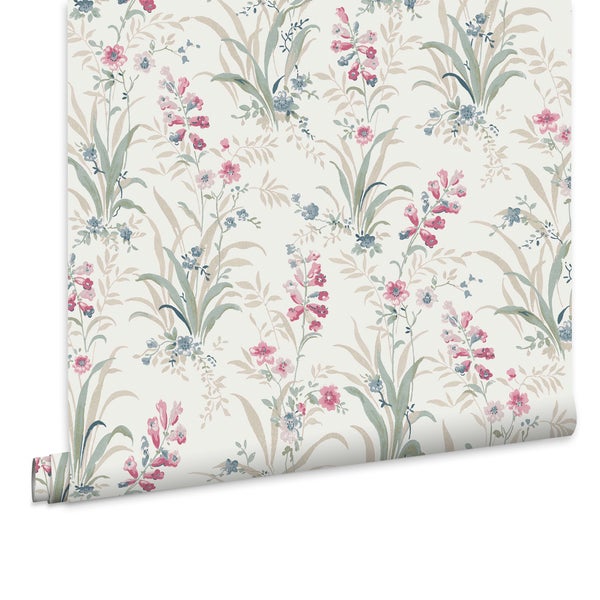 Tapete mit floralem Blumenmuster und Blättern in Aquarelloptik