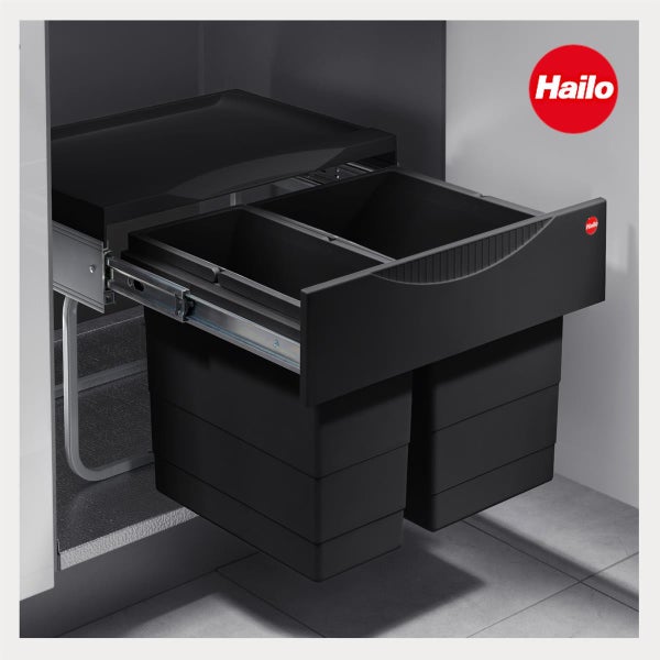 Hailo Abfalltrennsystem mit zwei schwarzen Behältern zum Einbauen in den Küchenschrank, ausziehbar auf Schienen.
