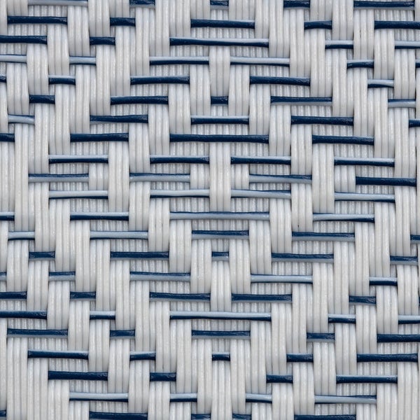 Nahaufnahme von weißem und blauem Rattan