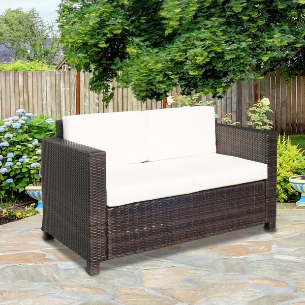 Outsunny Poly-Rattan Sofa mit Kissen, 2-Sitzer Garten Loungesofa, 130 x 70 x 80 cm, Metall, Polyester, Braun+Weiß