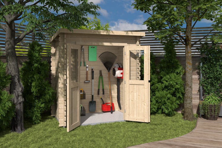 Kompaktes Gartenhaus aus hellem Holz mit geöffneten Türen und ordentlich aufbewahrten Gartengeräten wie Rechen und Schaufel.