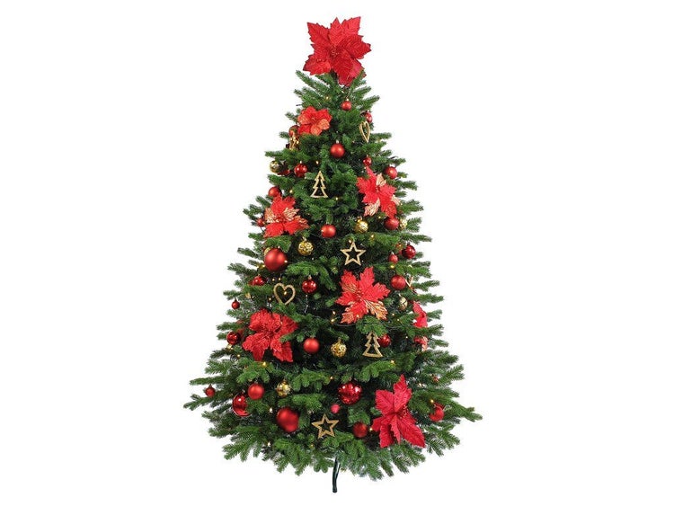 Geschmückter künstlicher Weihnachtsbaum mit Weihnachtskugeln, Sternen und künstlichen Weihnachtssternen als Dekoration.