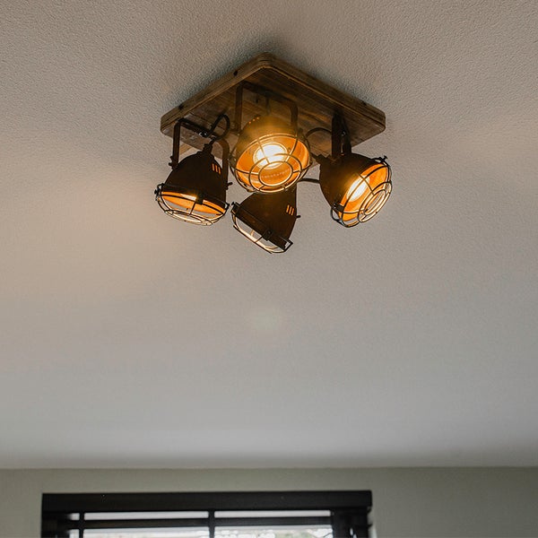 Deckenleuchte mit vier Strahlern aus Holz und Metall