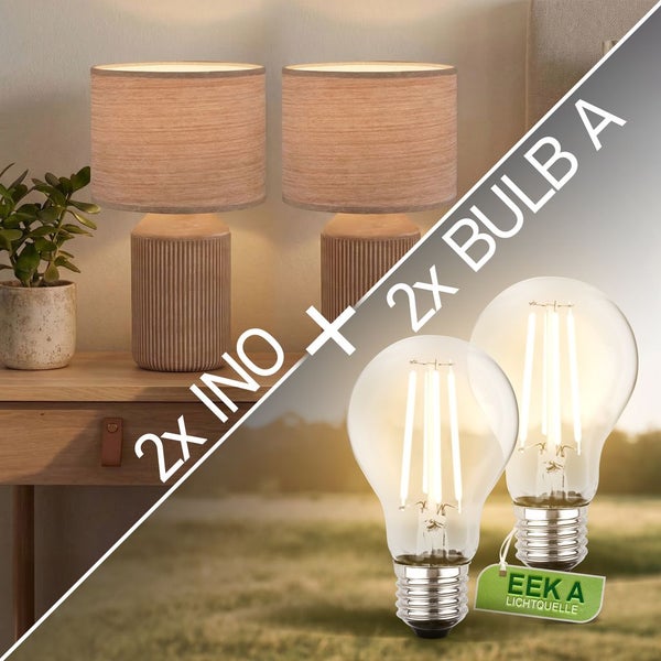 Set aus zwei Tischleuchten mit geriffeltem Fuß und Stoffschirm inklusive zwei LED-Leuchtmitteln der Energieeffizienzklasse A.