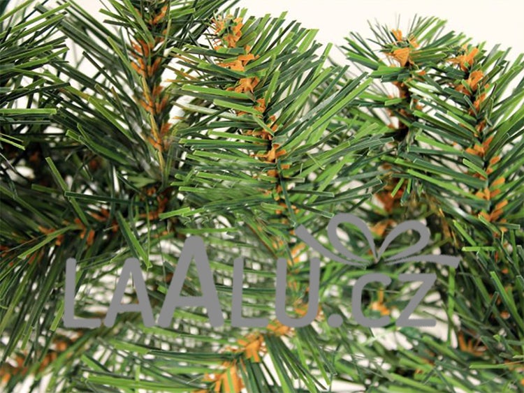 LAALU Girlande Weihnachten künstlich undekoriert grün Narnia 270 cm