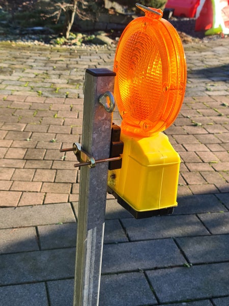 UvV 10 x LED Baustellenleuchte Warnleuchte gelb Sparpreis Set ohne Batterien