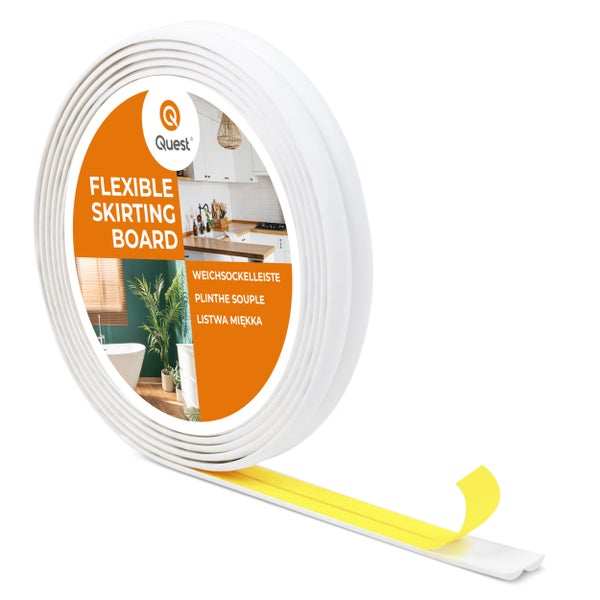 Flexible Sockelleiste auf Rolle mit Klebestreifen