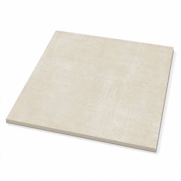 Quadratische Feinsteinzeug-Bodenfliese in Beige mit strukturierter Oberfläche in Steinoptik.