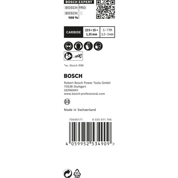 Säbelsäge beim Sägen von Holz