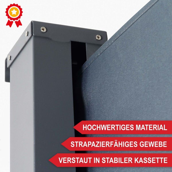 Detailansicht einer Seitenmarkise mit strapazierfähigem Gewebe und einer stabilen Metallkassette sowie Qualitätssiegel.
