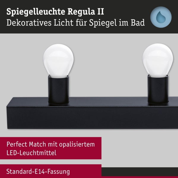 Schwarze Spiegelleuchte Regula II für Badezimmer mit zwei E14-Fassungen für opalisierte LED-Leuchtmittel.