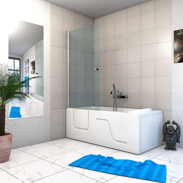 Innenansicht einer barrierefreien Sitzbadewanne mit Einstiegstür, verchromtem Türgriff und rutschfestem Boden.