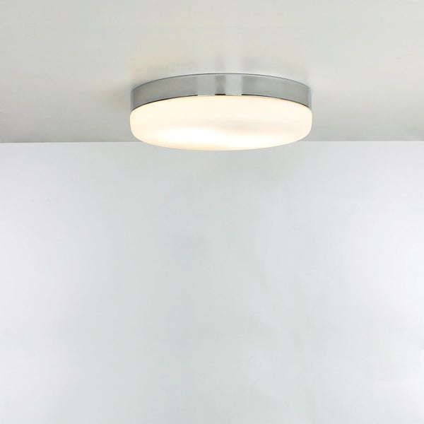 Runde Deckenleuchte mit Metallgehäuse