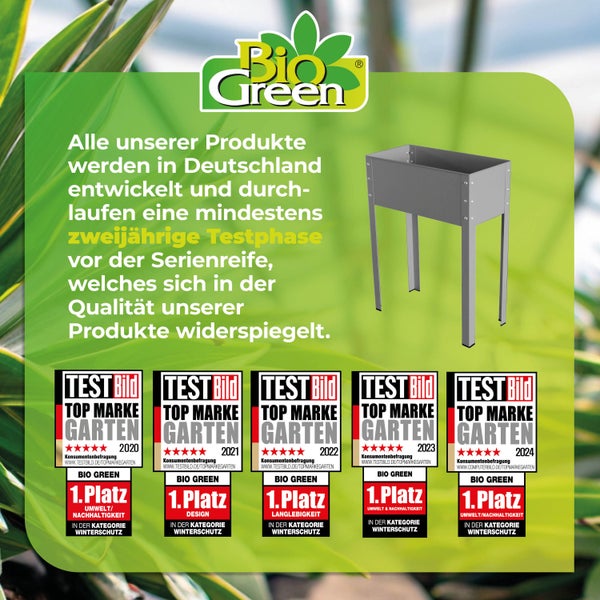 Bio Green Logo, ein Hochbeet aus Metall und TestBild Top Marke Garten Auszeichnungen 2020 bis 2024 für Winterschutz in Design und Nachhaltigkeit.
