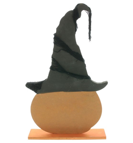 Dekorative Hexenfigur mit Hexenhut und Kürbis für Halloween