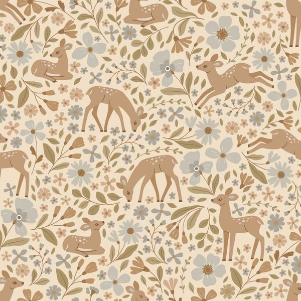 Vliestapete mit wiederkehrendem Motiv von kleinen Rehen und Blumen in einem verspielten Design für ein Kinderzimmer
