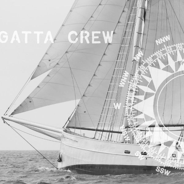 Segelboot mit Kompassrose und Text