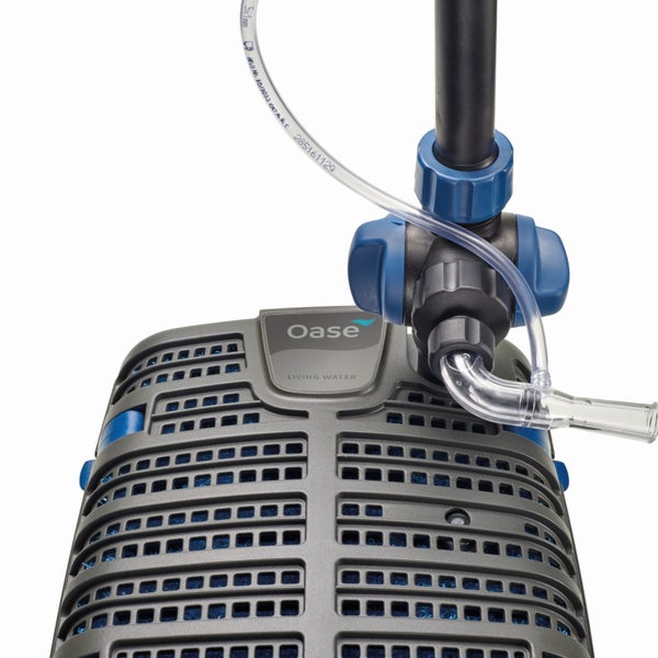 Oase Wasserspielpumpe mit Steigrohr und Kunststoffschlauch