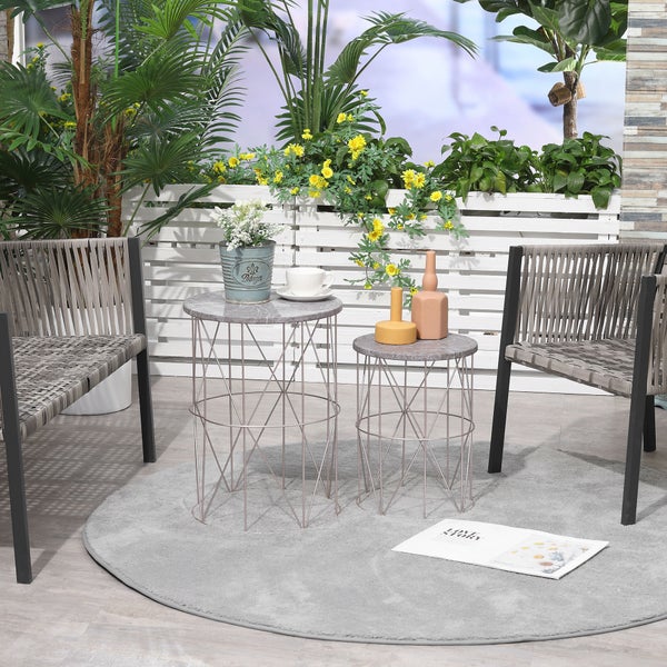 Outsunny 2er-Set  Gartentisch Couchtische Beistelltische Retro Metallkorb Drahtkorb Garten Satztisch Gartenmöbel Outdoor Balkon Metall Rose+Gold+Grau