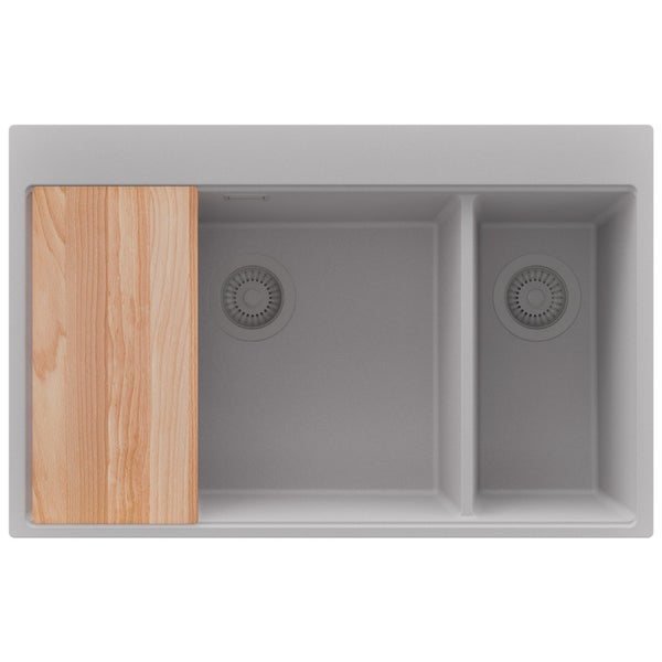 Spüle mit zwei Becken und Schneidebrett