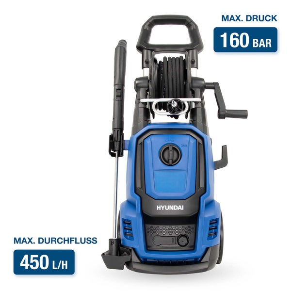 Blau-schwarzer Hyundai Hochdruckreiniger mit 160 bar Maximaldruck und 450 Liter pro Stunde Durchflussmenge, Schlauchtrommel und Sprühlanze.