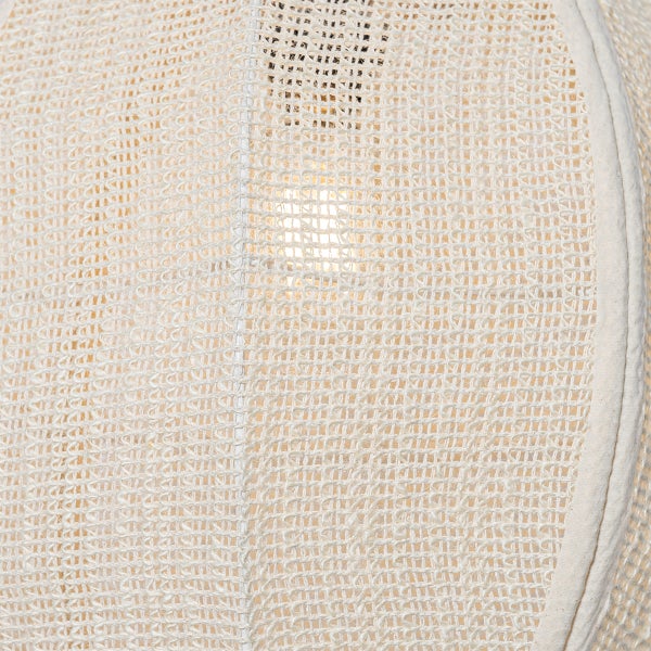 Detailansicht eines Lampenschirms mit Holzfuß und Textilgeflecht