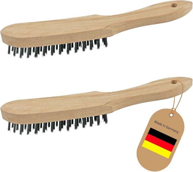 Drahtbürste mit Holzgriff und Borsten aus Stahldraht, Hergestellt in Deutschland.