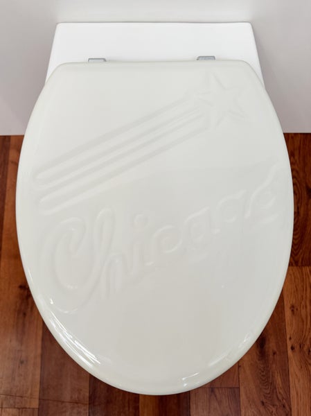 Design WC Sitz Relief Chicago, messingverchromte Scharniere