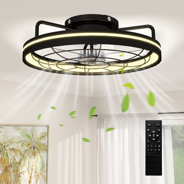 Moderner schwarzer Deckenventilator mit integrierter Beleuchtung, Käfigdesign und Fernbedienung in einem hellen Wohnraum.