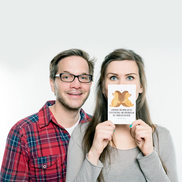 Mr. & Mrs. Panda Postkarte Igel händchenhaltend - Weiß