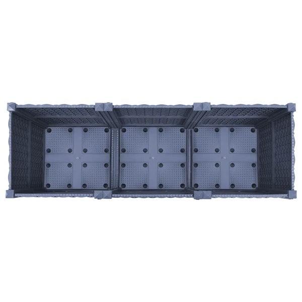 Draufsicht auf ein dreiteiliges modulares Hochbeet aus grauem Kunststoff mit integriertem Drainagesystem am Boden.