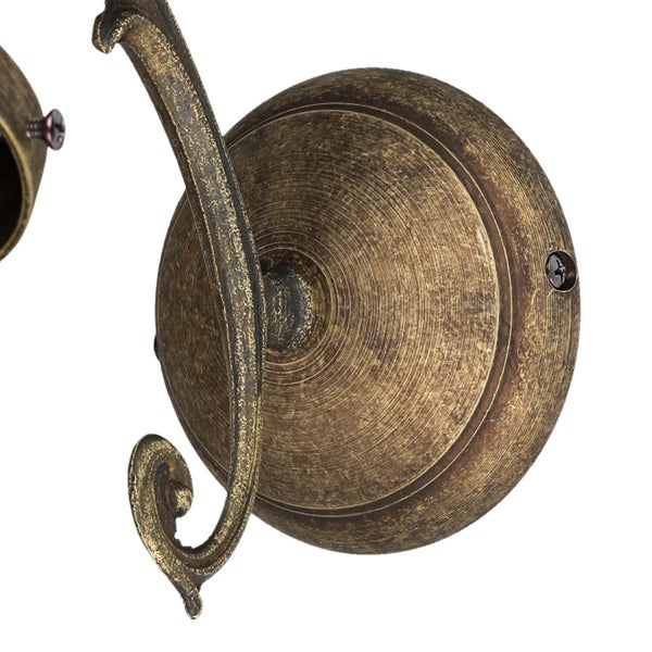 Wandleuchte im Antik-Design