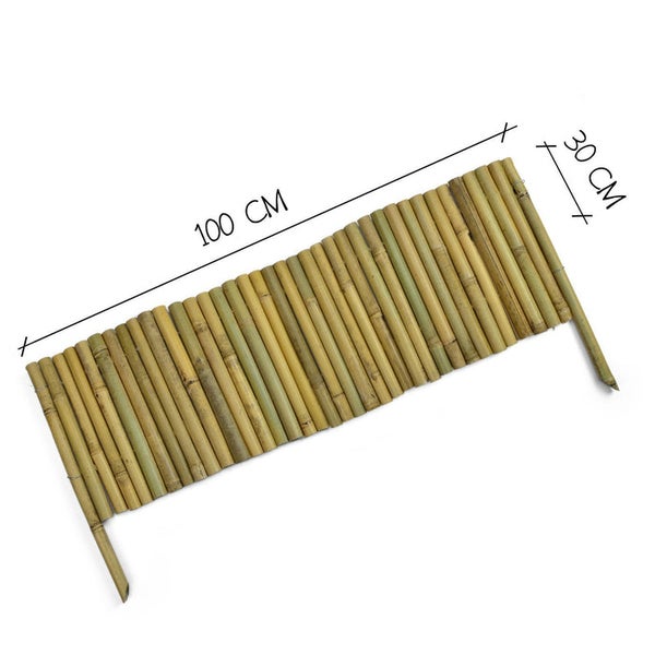 Beeteinfassung aus Bambus, 100 Zentimeter lang und 30 Zentimeter hoch.