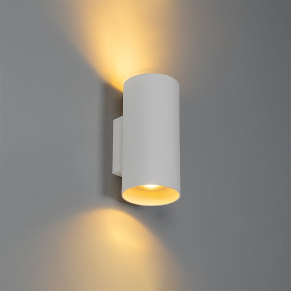 Weiße zylindrische Wandleuchte für den Innenbereich