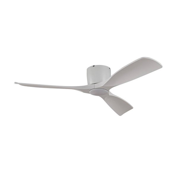 Moderner Deckenventilator mit drei Flügeln und integrierter Beleuchtung.