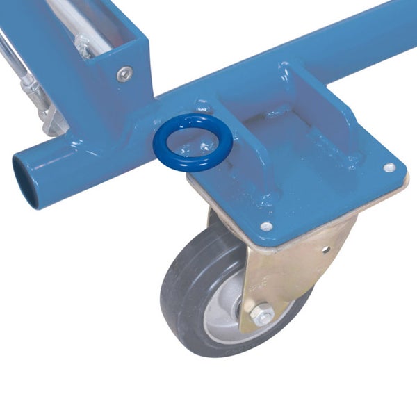 Detailansicht eines Wagenhebers mit Rad