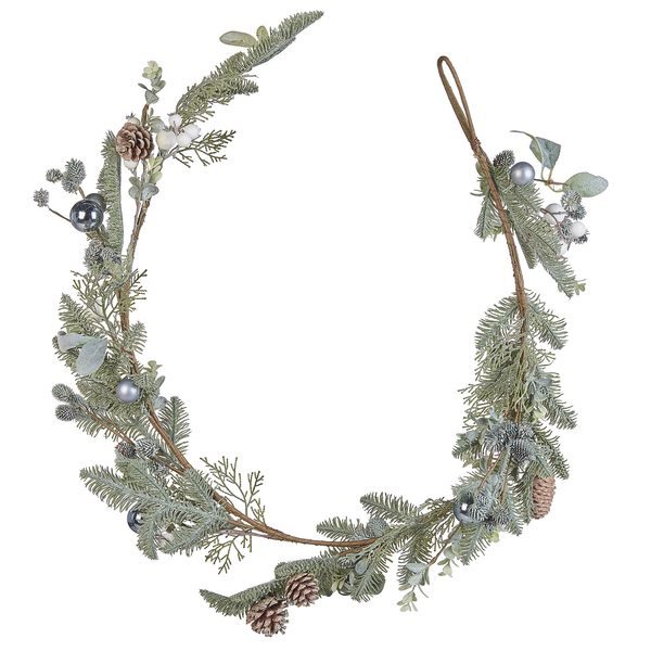 Künstlicher Weihnachtskranz mit Tannenzweigen, Eukalyptus, Zapfen und Kugeln, beschneite Optik, zur Wanddekoration.