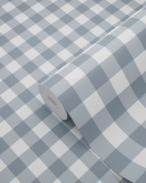 Vliestapete mit Karomuster in Blau und Weiß.