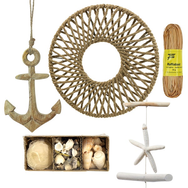 Dekorationsset mit Anker, Kranz, Muscheln, Seestern und Bastband