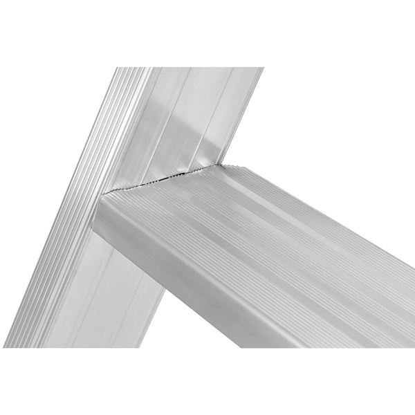 Detailansicht einer Aluminiumleiterstufe